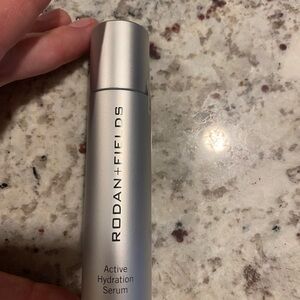 Rodan + Fields Hydration Serum in Silver
